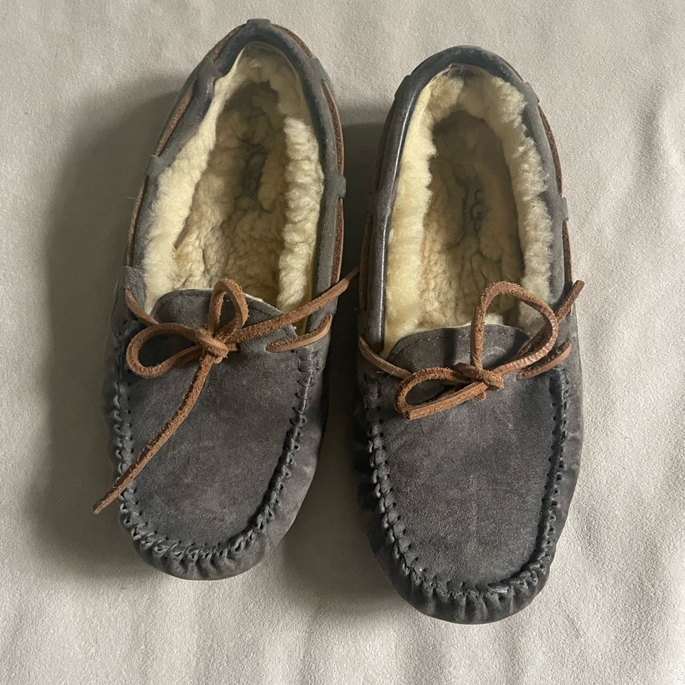 Ugg Moccasin Slipper, Gray